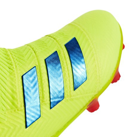 Botas de fútbol Adidas Nemeziz 18+ FG Exhibición Pack colore amarillo azul  - Adidas - SportIT.com