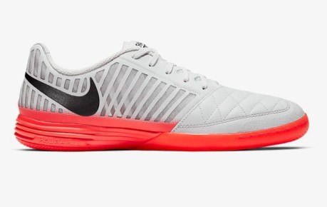 Shoes Indoor Football Nike Lunar Gato II colore Silver Red - Nike -  SportIT.com